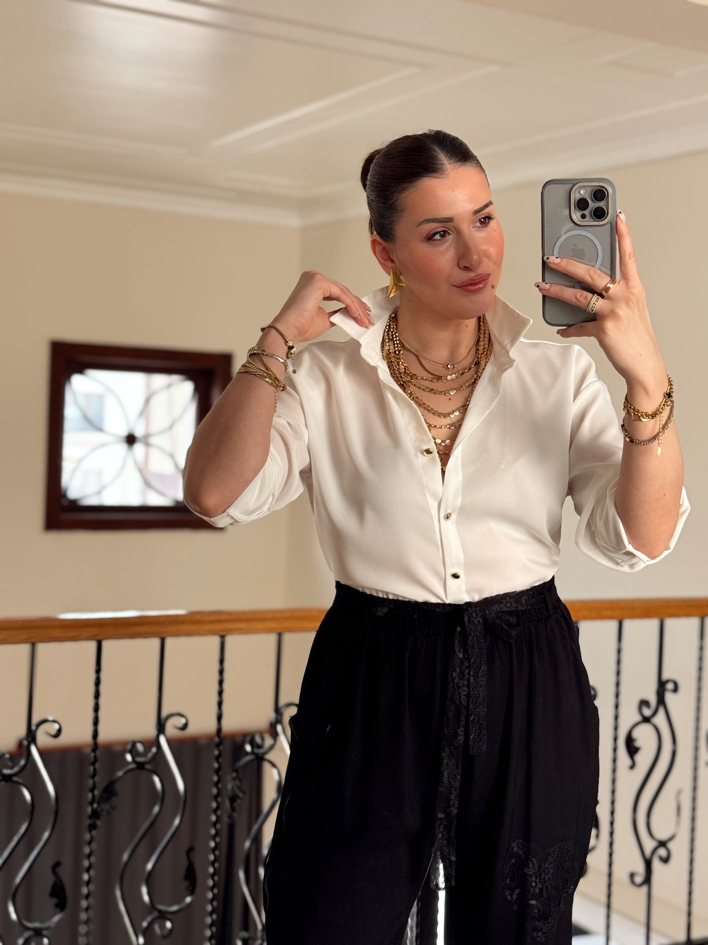 Geniş Manşetli Gömlek - BEYAZ