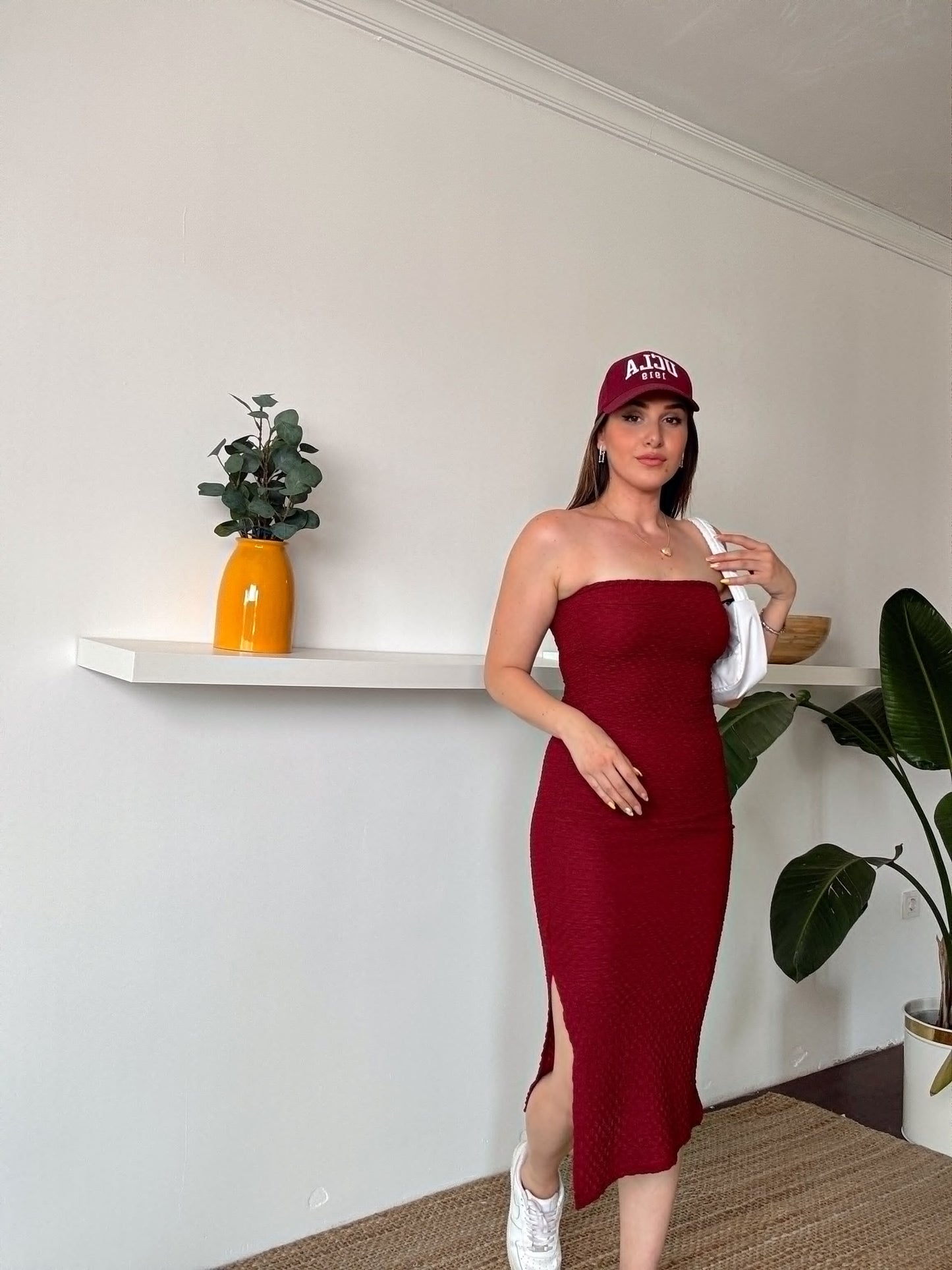 BEYDA straplez yırtmaçlı astarlı elbise BORDO
