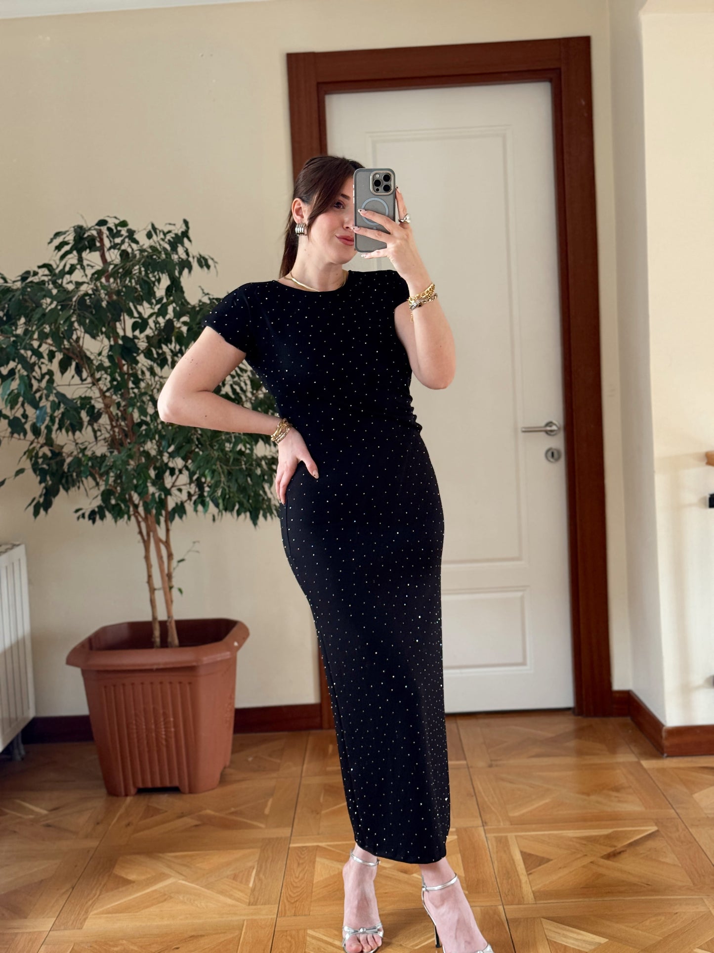 Vatkalı Taşlı Kısa Kol Elbise-SİYAH