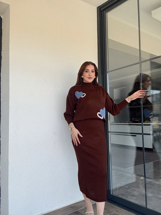 Kalpli kot garnili Jile triko takım Kahve