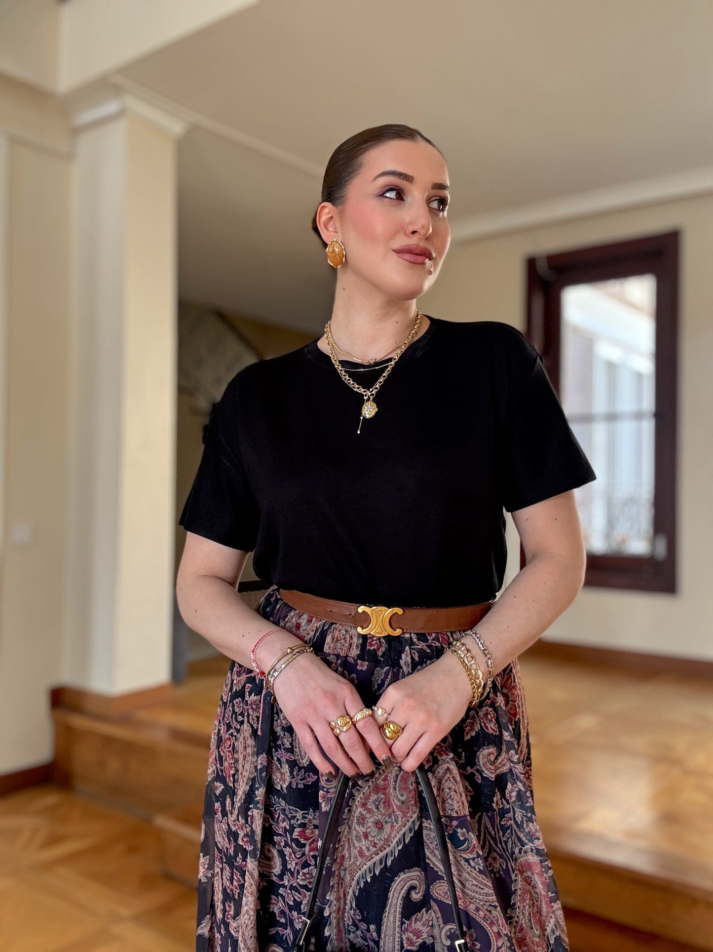 Oversize Modal Yırtmaçlı Tişört Sİyah