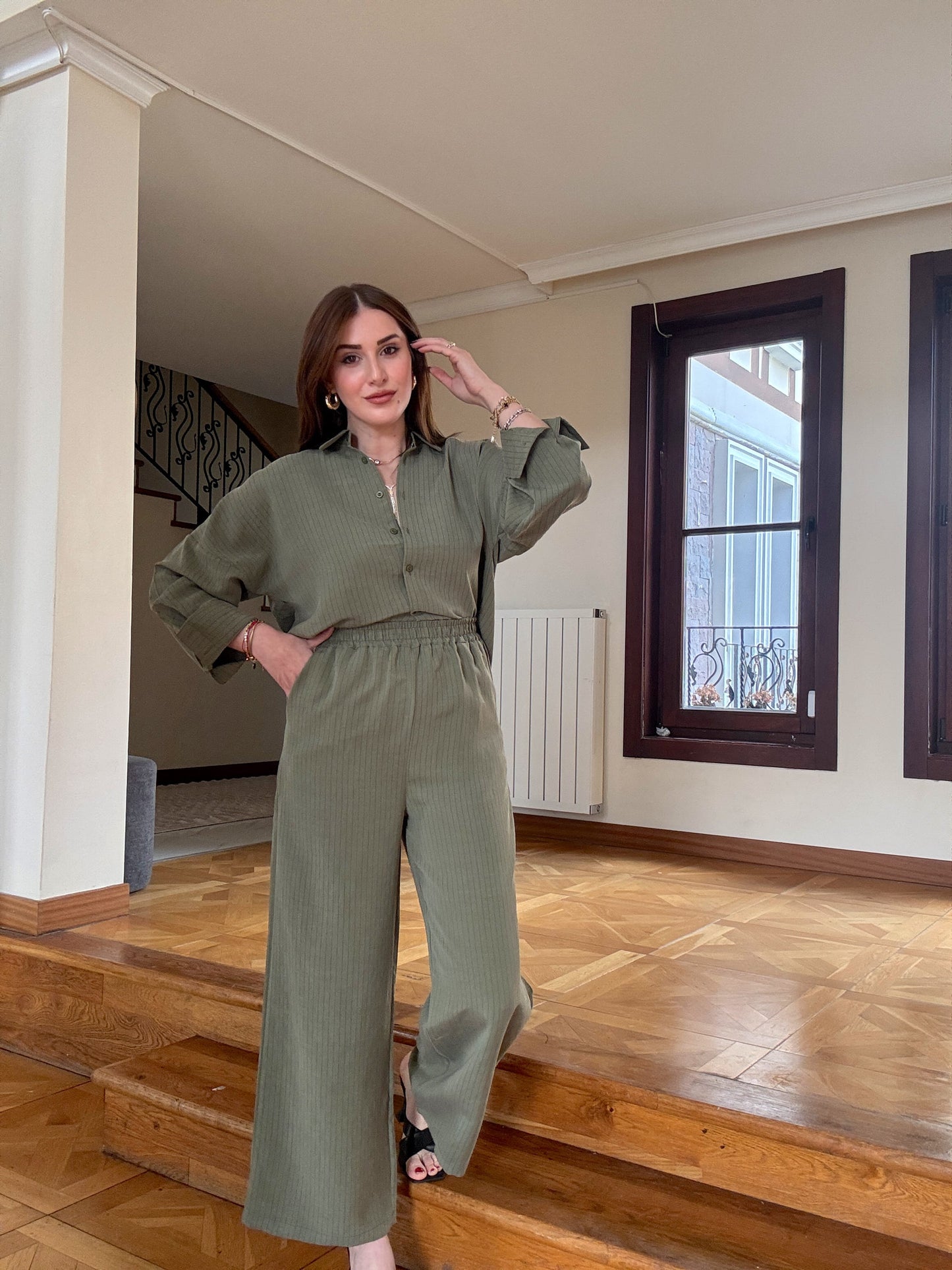 Gömlekli Çizgili Tensel Takım-Yeşil