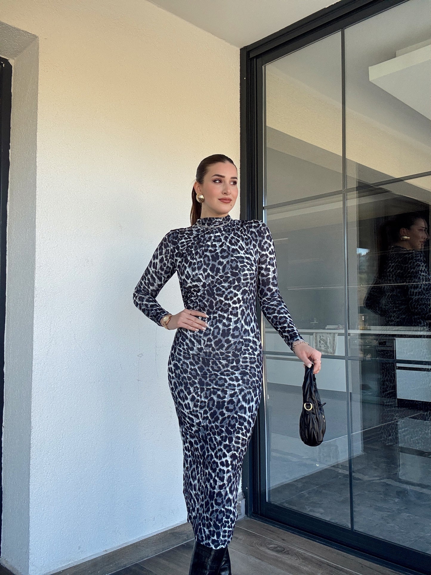 Sandy kumaş drape detaylı leopar elbise-SİYAH