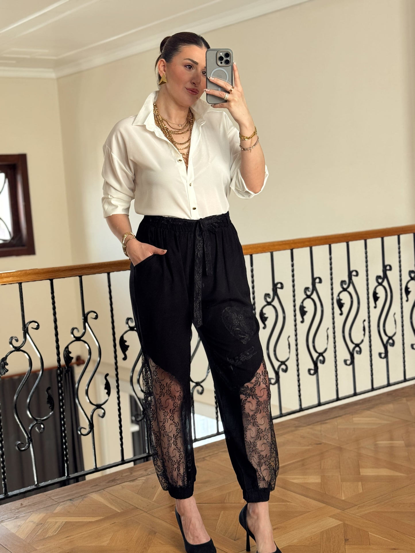 Geniş Manşetli Gömlek - BEYAZ