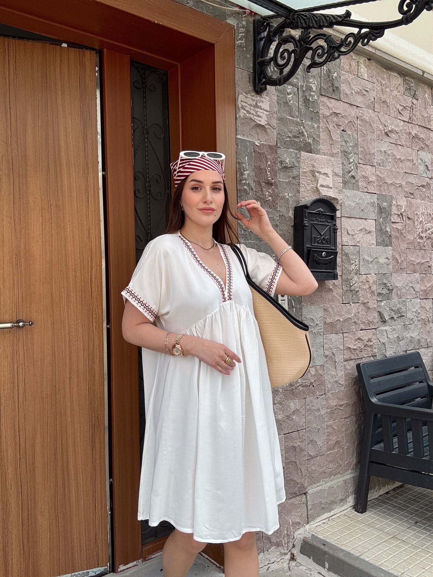 Yaka nakış işlemeli romantik elbise BEYAZ