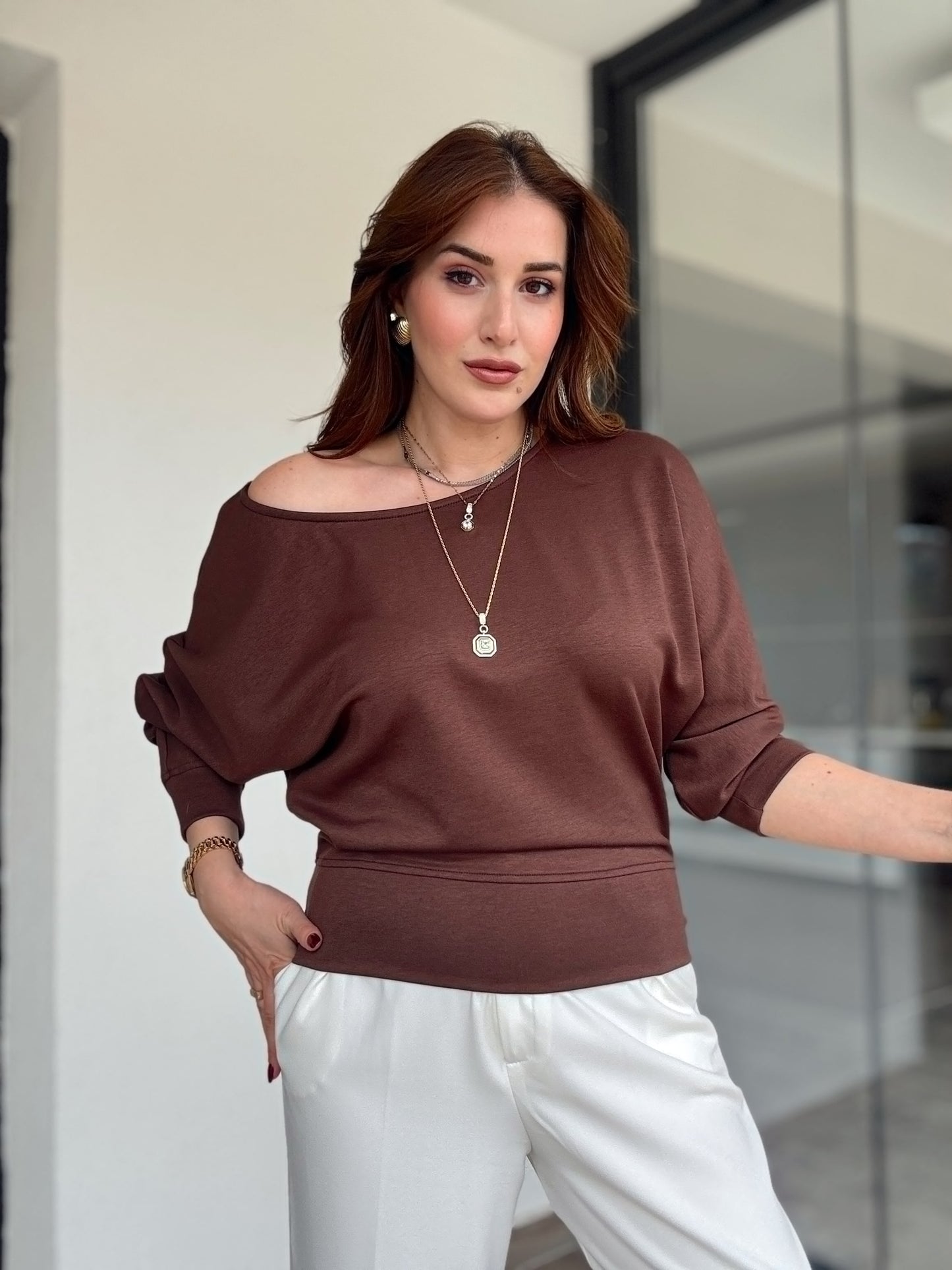 Kayık yaka modal kumaş bluz-KAHVERENGİ