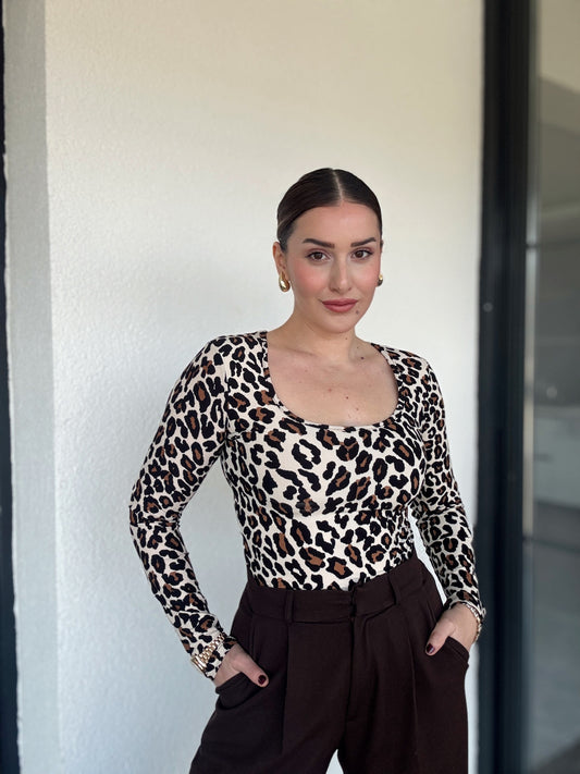 Kare Yaka Ottoman Bluz - LEOPAR