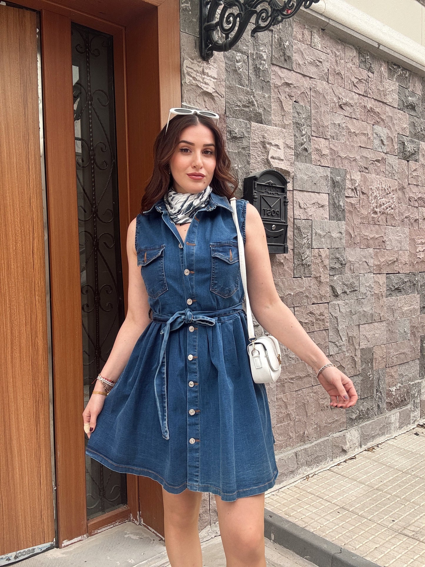 Eteği Volanlı Kuşaklı Denim Elbise KOYU MAVİ