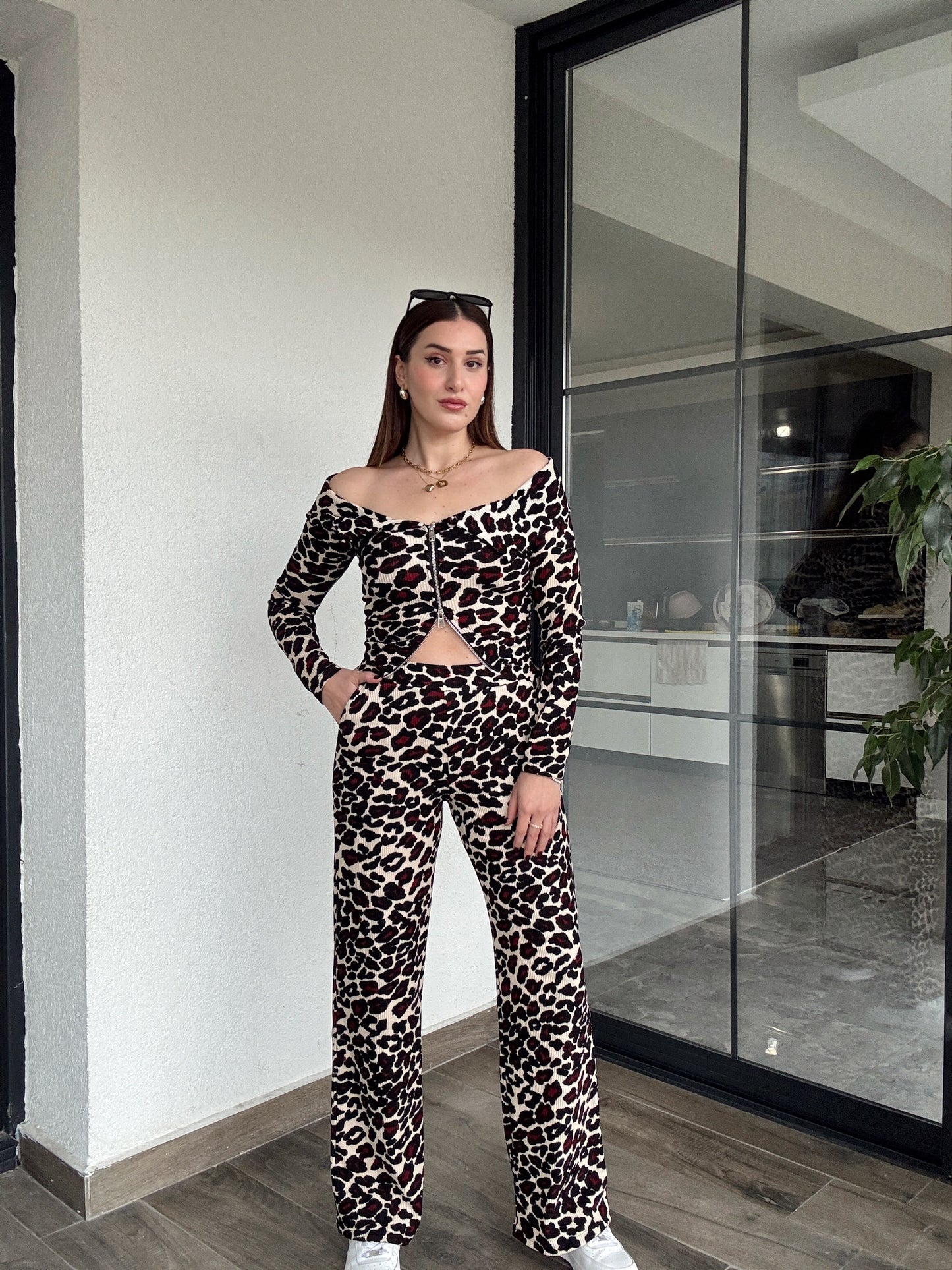 Leopar Desenli Fermuarlı Bluz BORDO