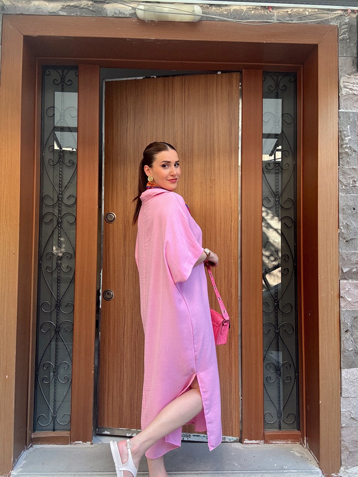 Yırtmaçlı Polo Yaka Elbise - PEMBE