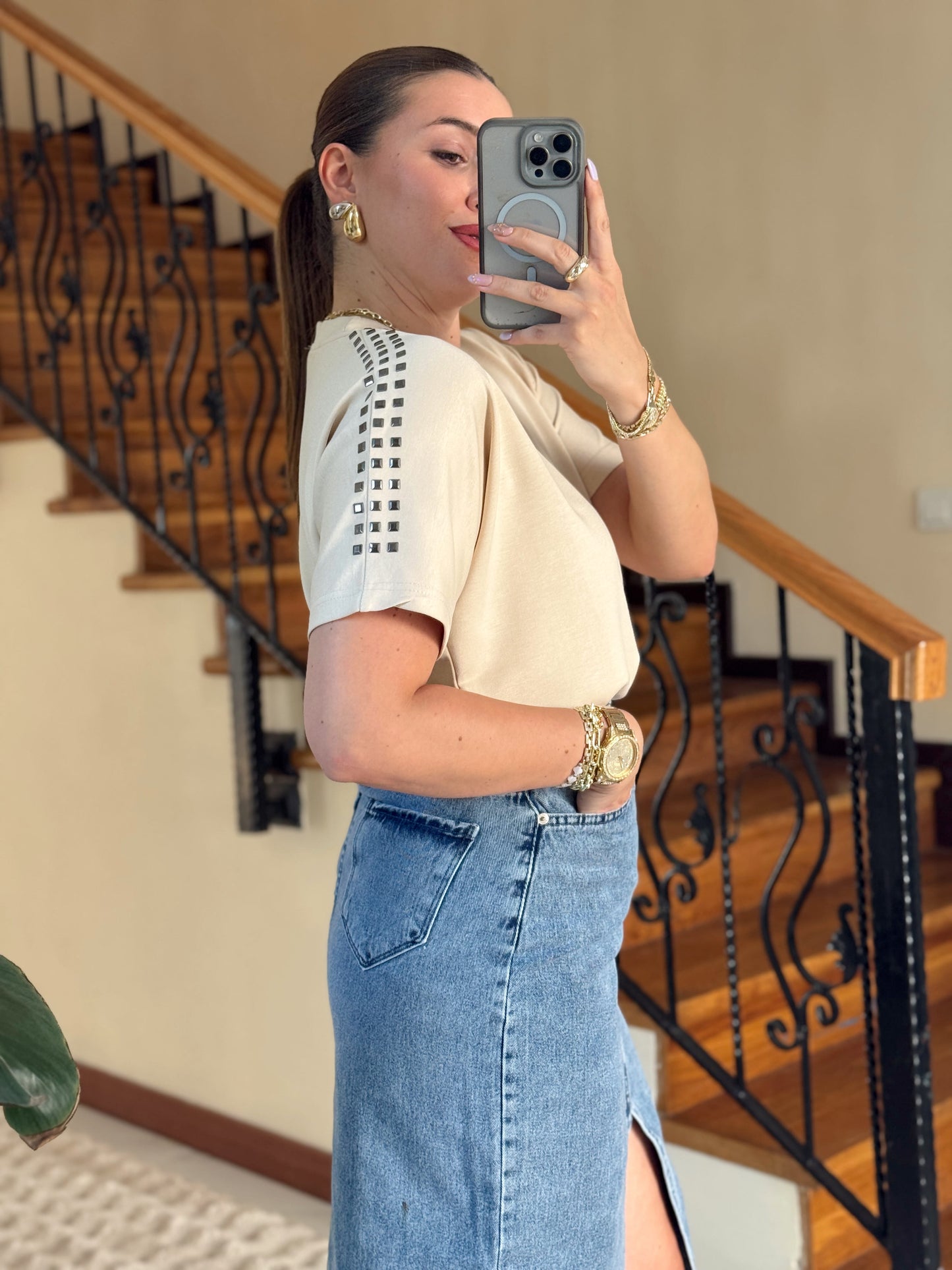 Omuz taşlı modal tişört BEJ