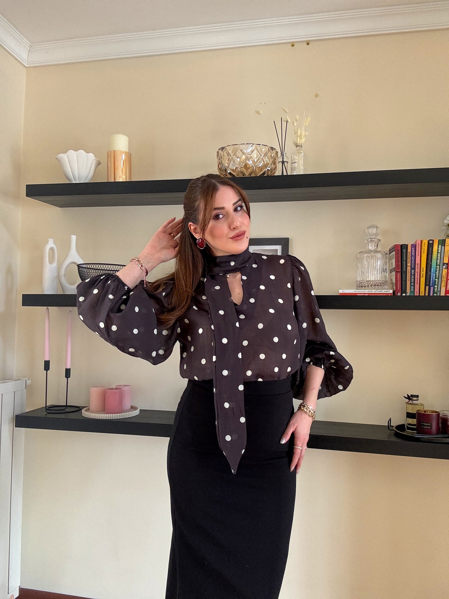 Puantiye desenli viskon gömlek Siyah