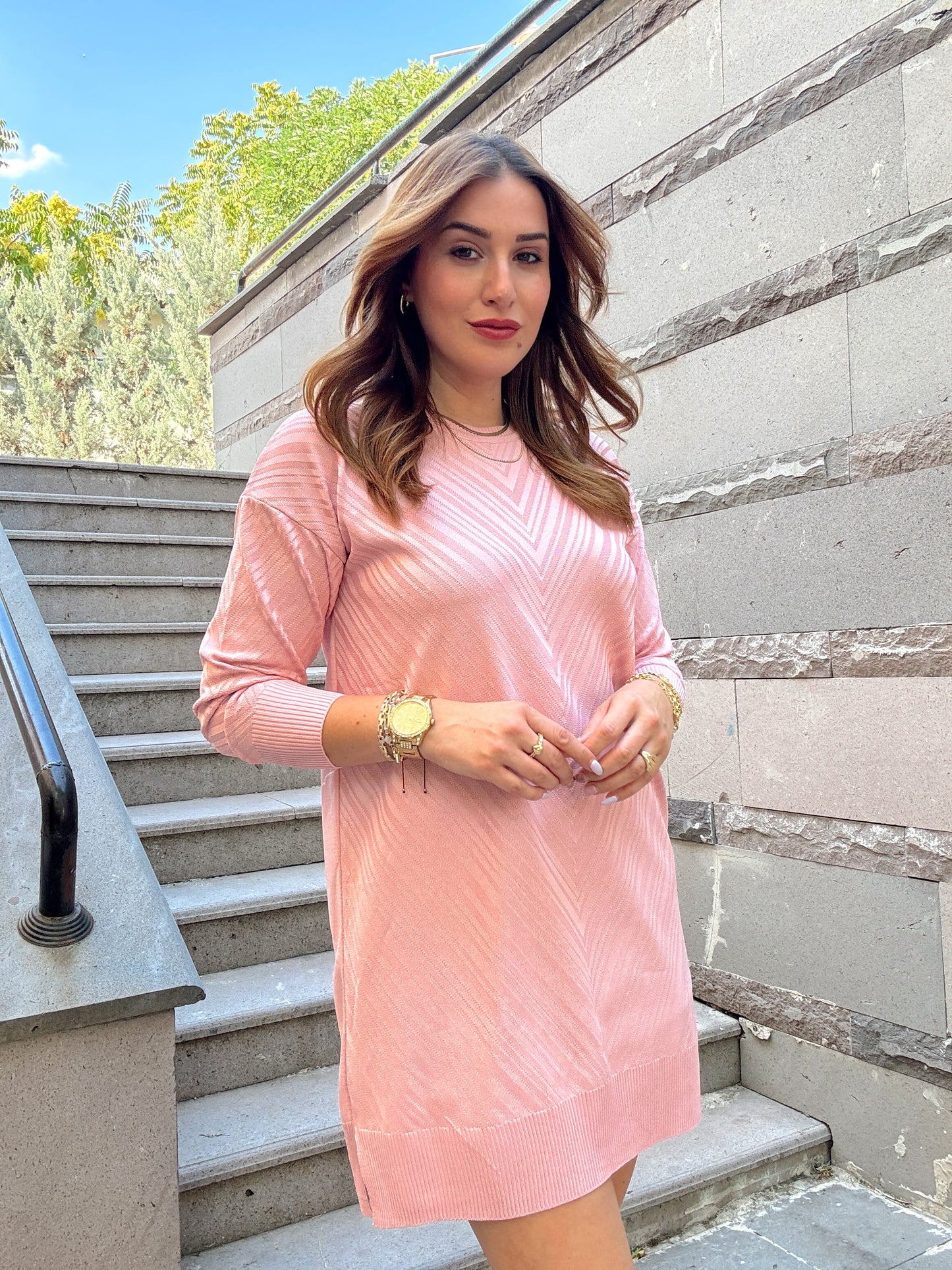 V desenli uzun triko kazak Pembe
