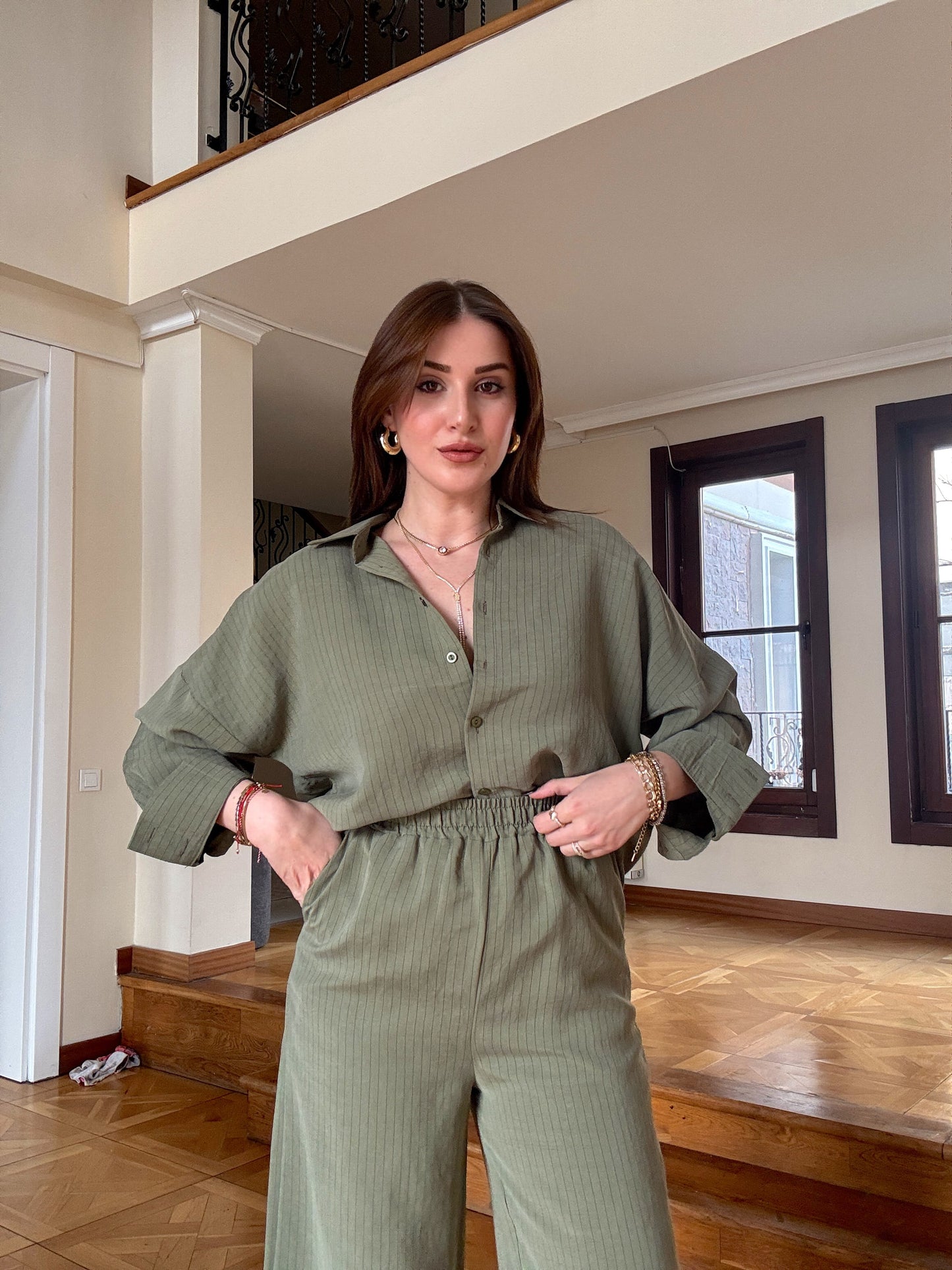 Gömlekli Çizgili Tensel Takım-Yeşil