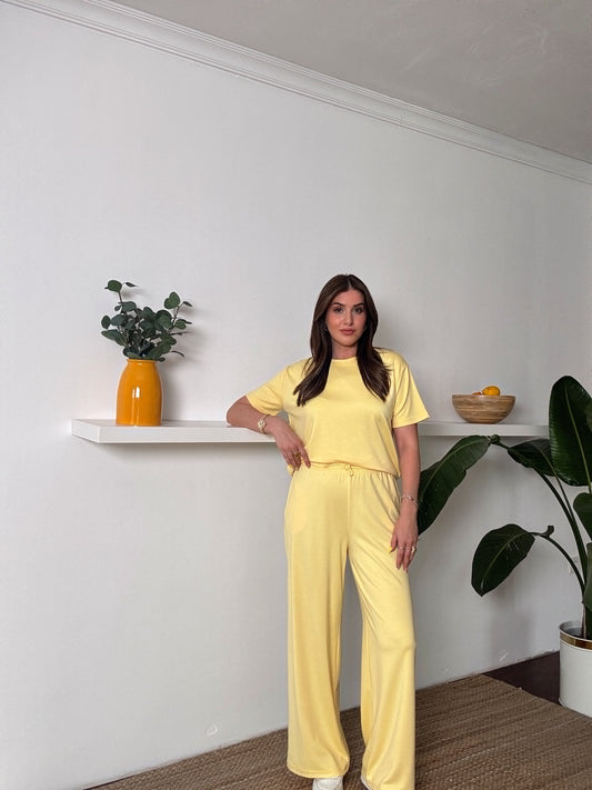 Klasik Modal Kumaş İkili Takım Sarı