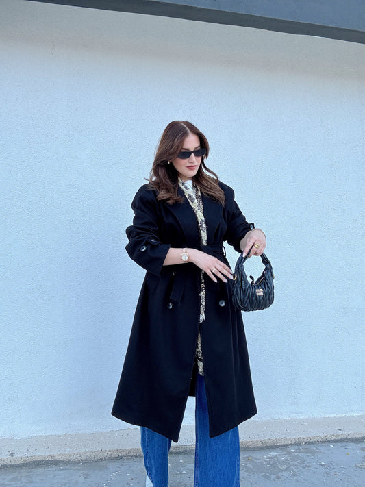 Kolu Apoletli Kaşe Kaban Siyah