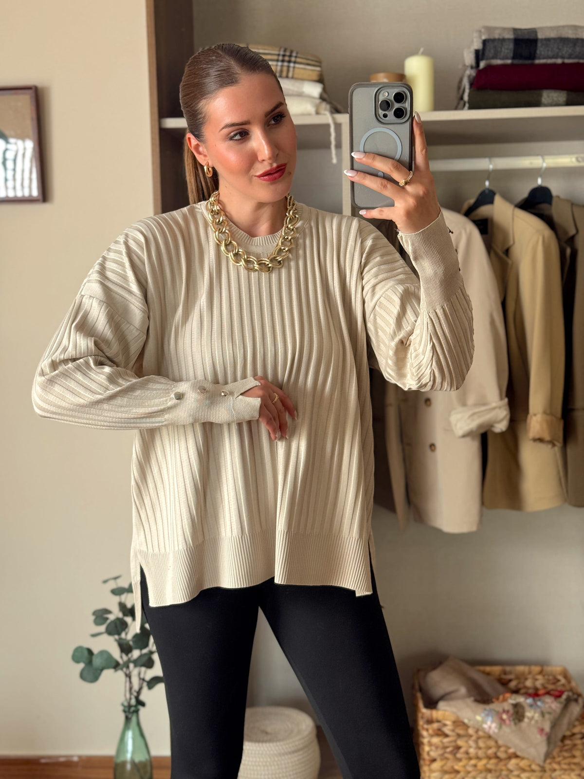 Oversize kesim düğmeli bol kazak Taş