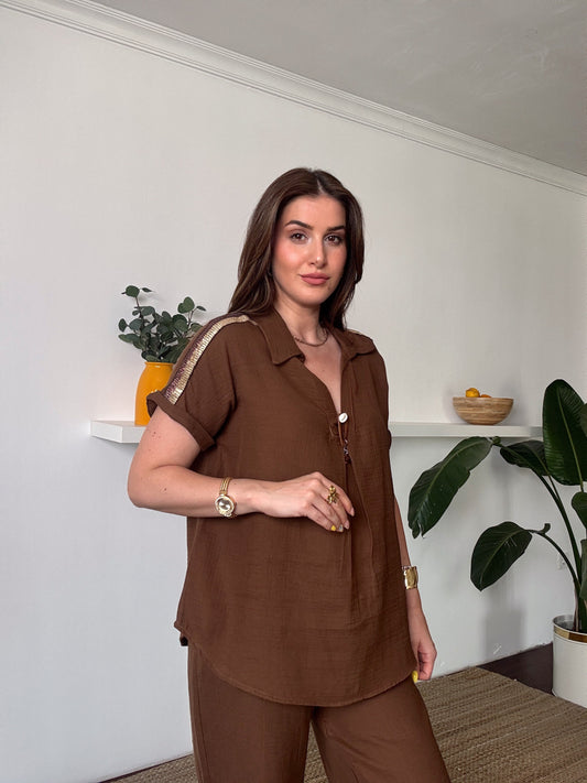 Broşlu Müslin Gömlek Kahve