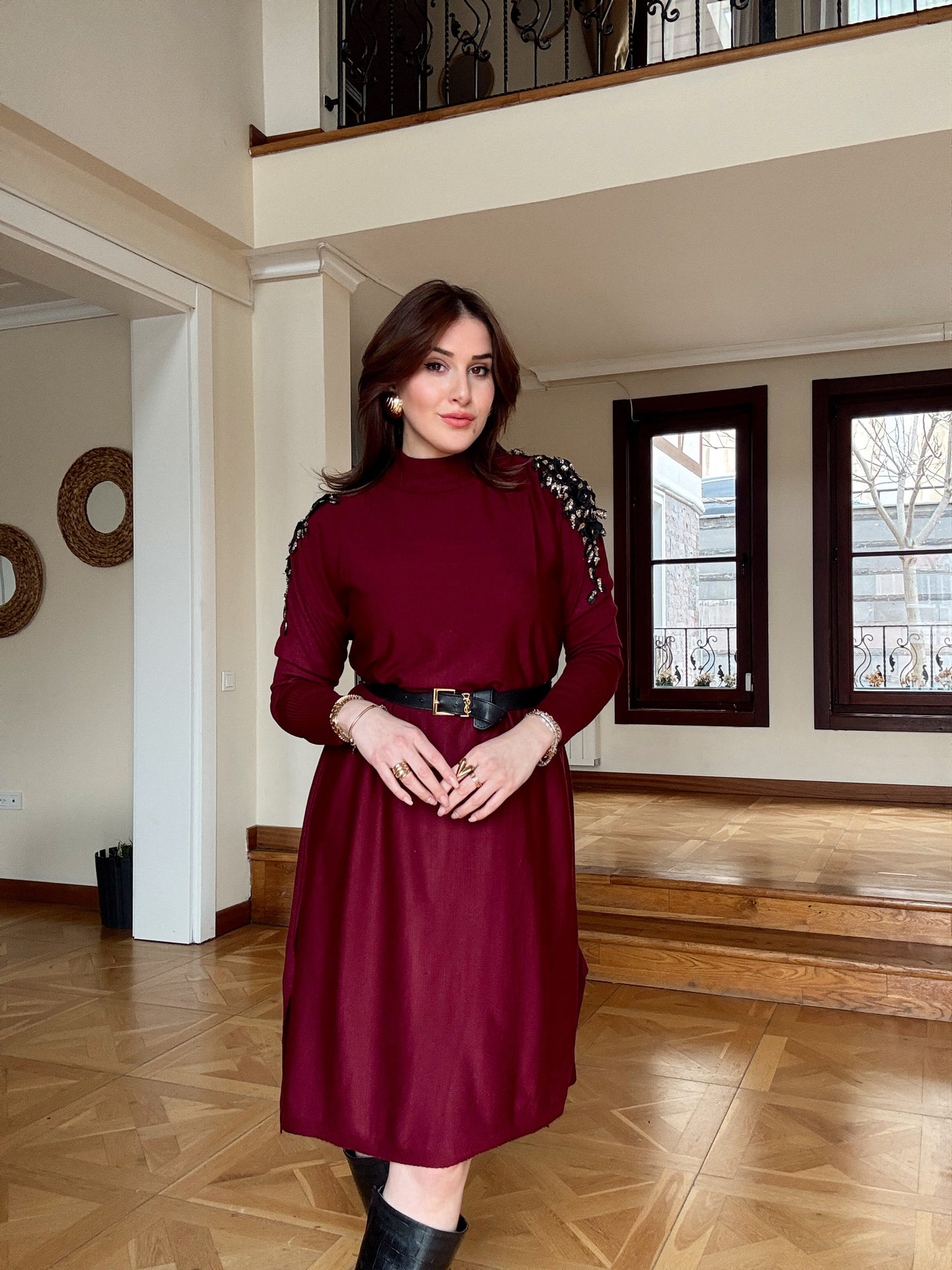 Omuz aksesuarlı tunik elbise -BORDO