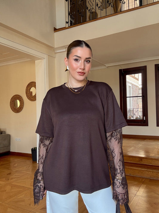 Kolları güpür detaylı basic tişört Kahve