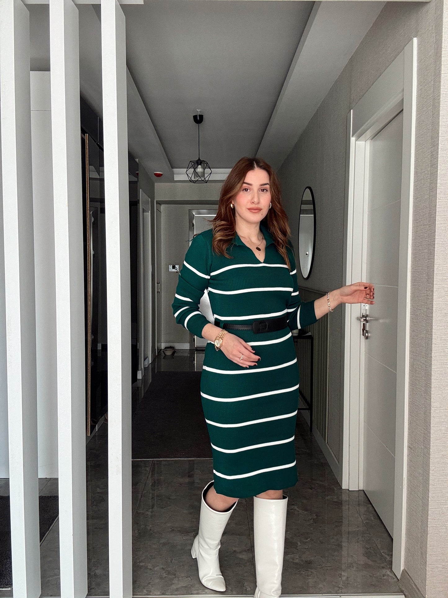 Polo Yaka Çizgili Kemerli Triko Elbise - ZÜMRÜT