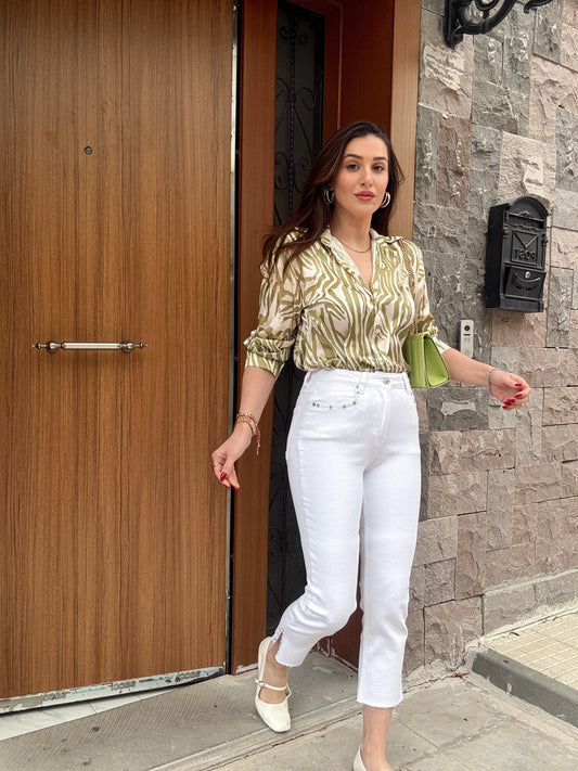 Cep ve paça taş detaylı mom jean BEYAZ