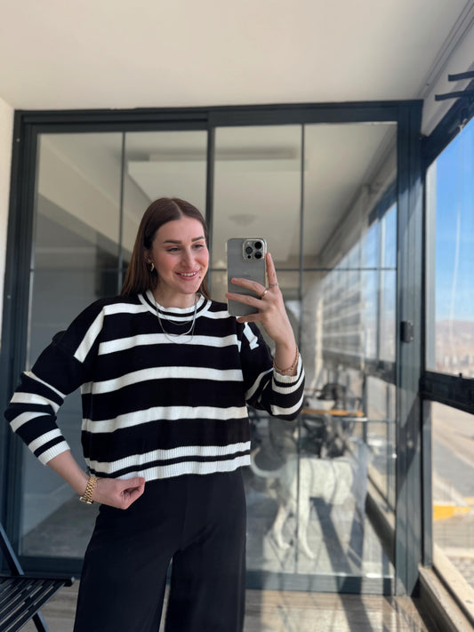 Emily Bisiklet Yaka Çizgili Oversize Kazak - SİYAH