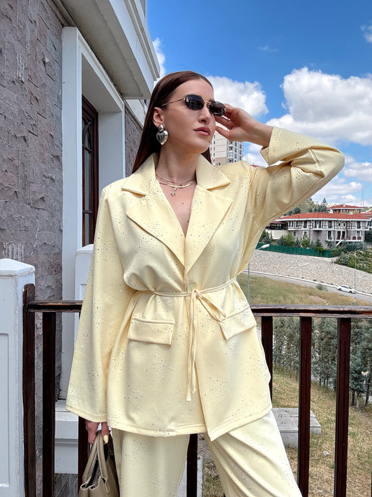 Taş işleme detaylı ceket pantolon takım SARI